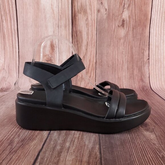 Ecco Flowt LX Womens Size 41 US 10-10.5 Black Strappy Wedge Sandals - Picture 3 of 14